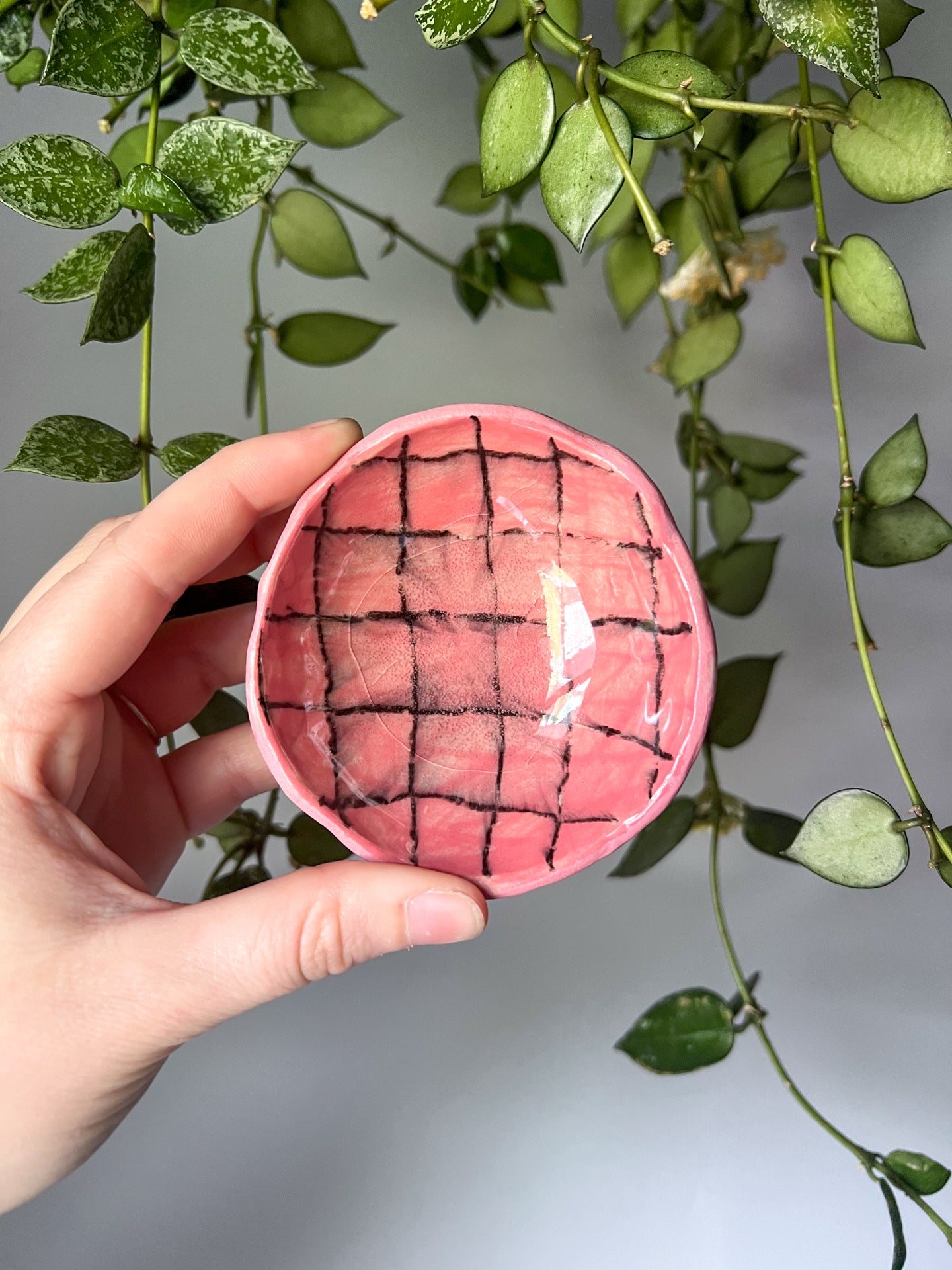 pink grid teensy dish (but bigger)