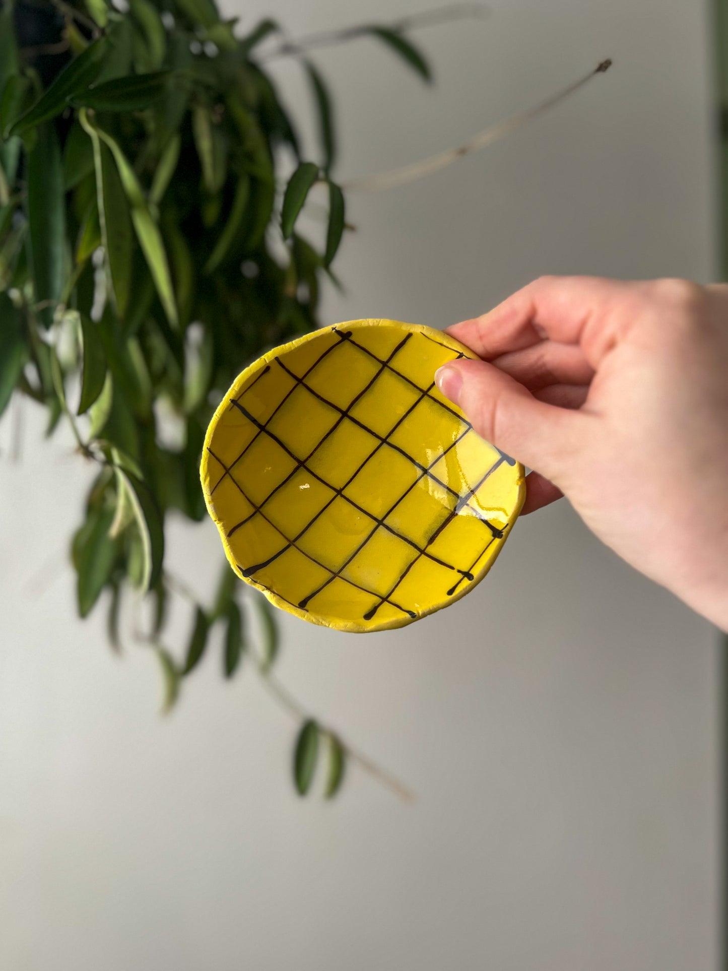 yellow grid trinket dish