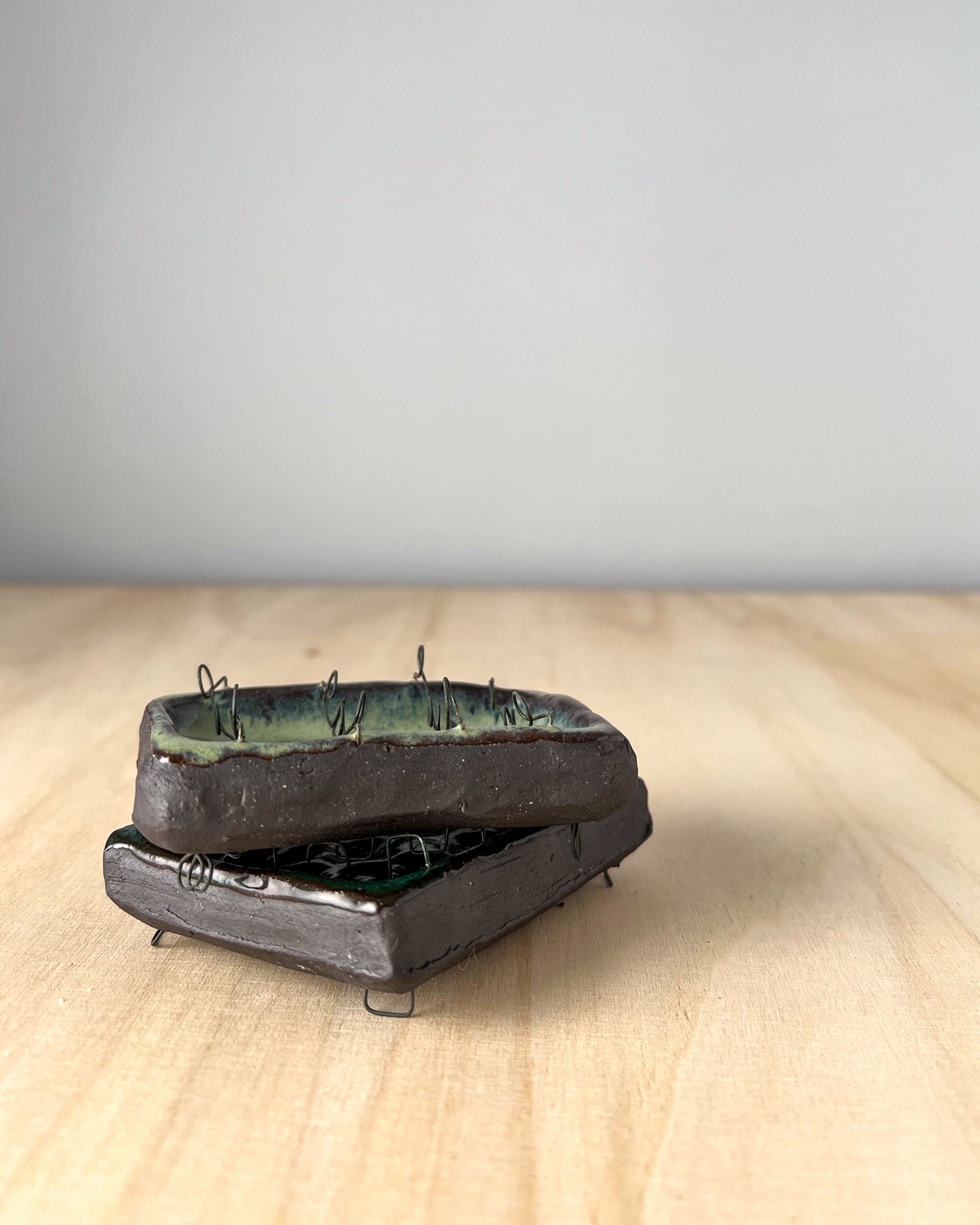 loopy wire sculpture soap dish