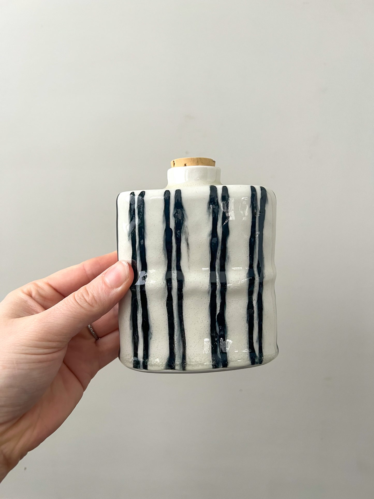 black + white twin stripes flask